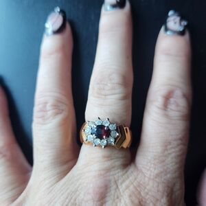 Elegant Gold and Red Rhinestone Women's Ring sz 7